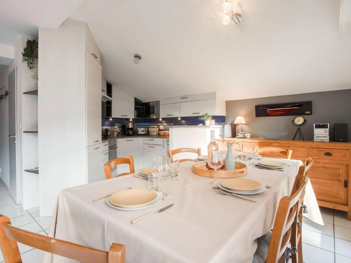 Apartment Le Parc Des Druides-2 By Interhome Carnac 0*,  Francia
